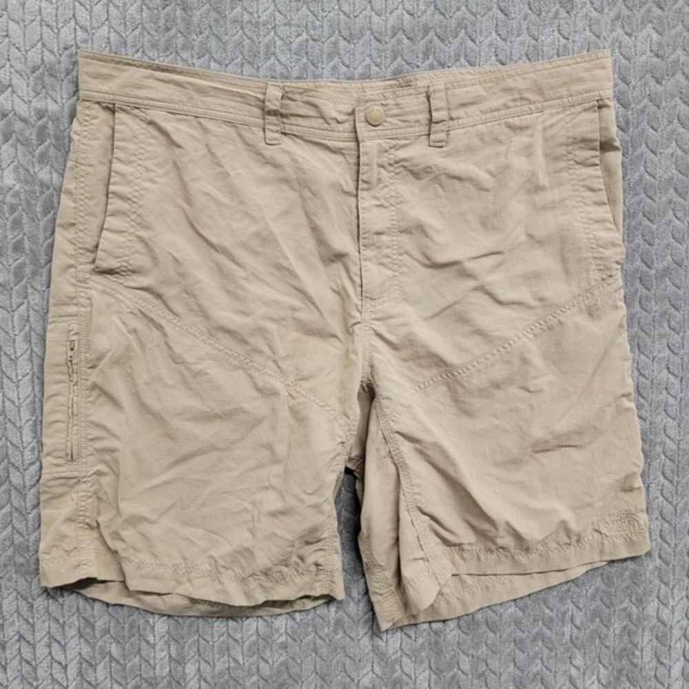 The North Face Cargo Shorts Mens Size 40 Beige Ripstop Lightweight Nylon Hiking